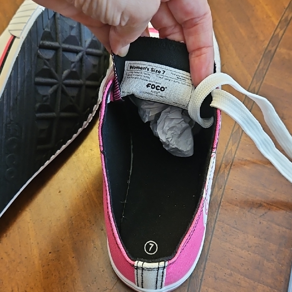 Pink Florida Gators Sneakers, Womens 7 NEW - Picture 3 of 6
